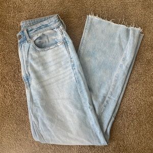 American Eagle High Rise 90’s Flare jeans
